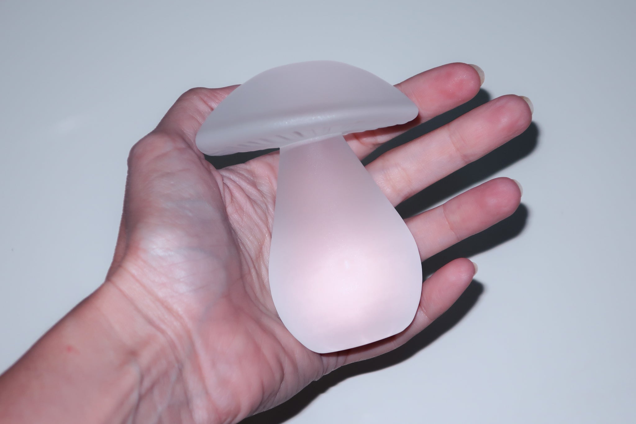 Konstglass Mushroom