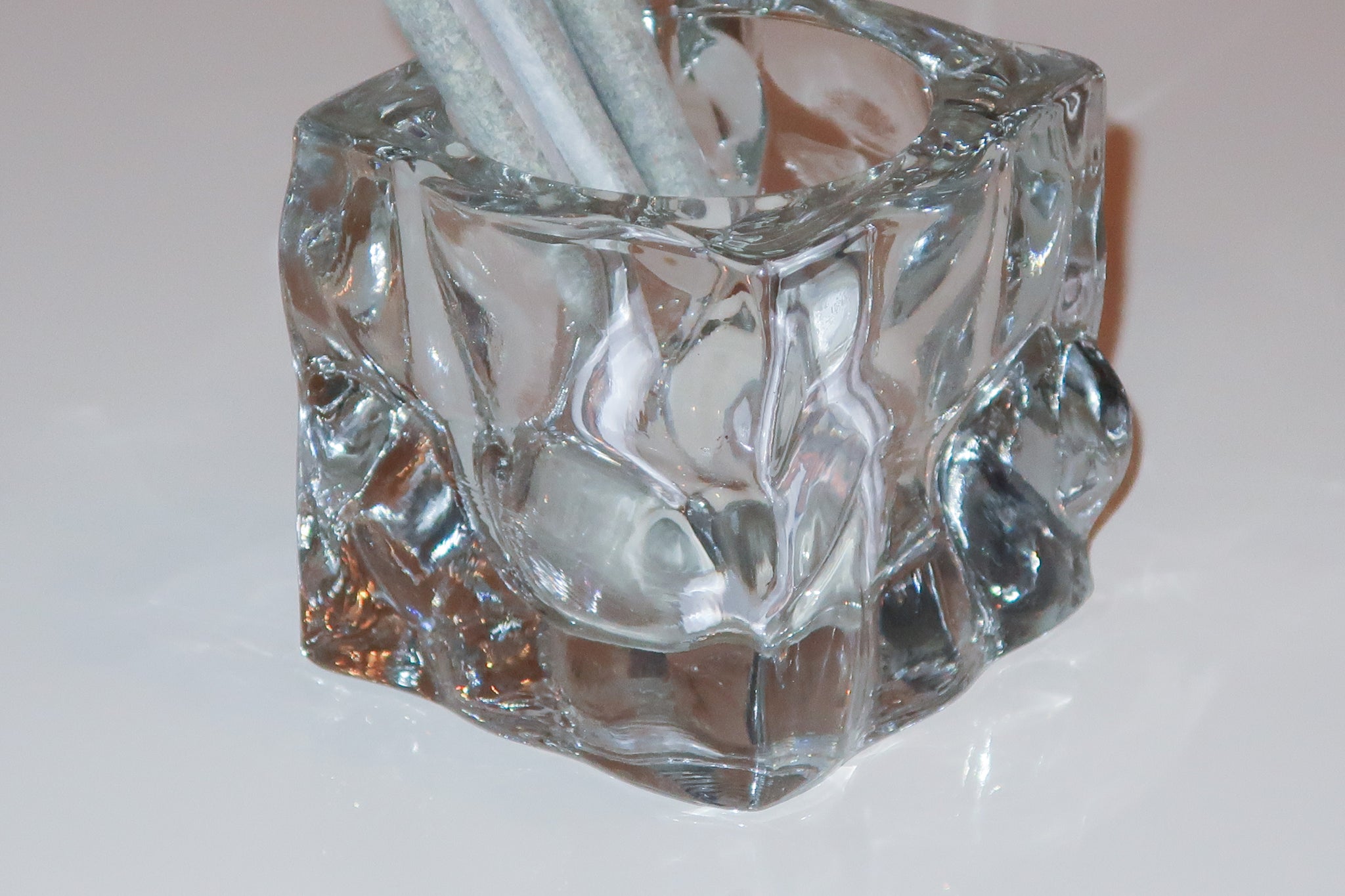 Ice Cube Joint Holder